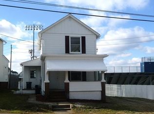 312 Jackson Ave, Vandergrift, PA 15690