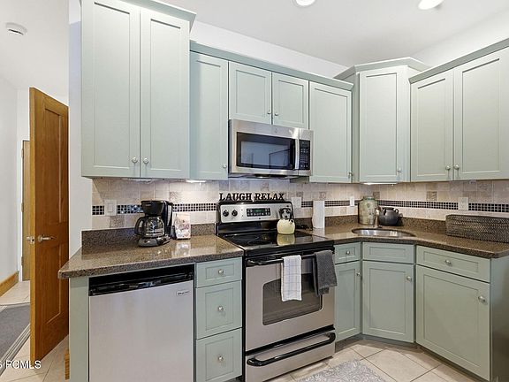 4th image of 2305 Sidewinder Dr #911