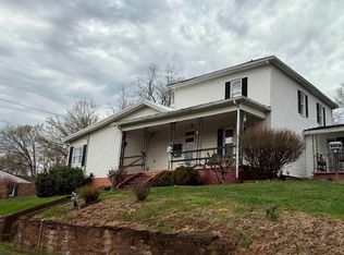 1122 E Penn Ave, Pennsboro, WV 26415