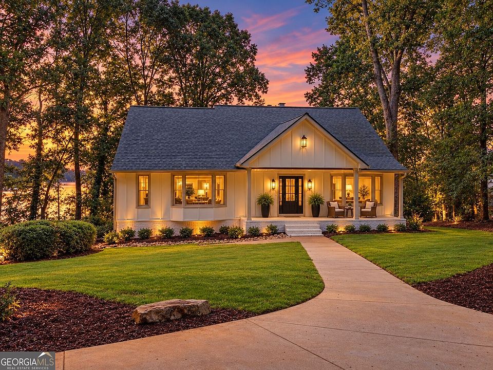 1st image of 2585 Bridgewater Cir