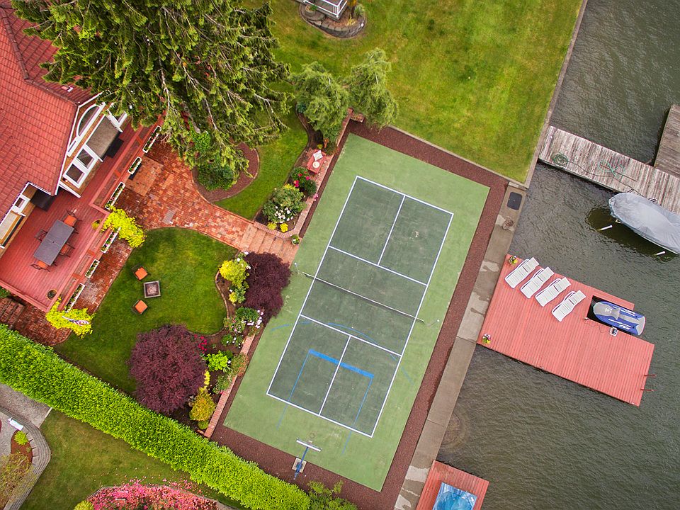 sports court,hot tub,dock