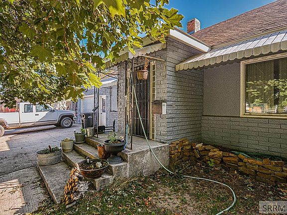 2nd image of 605 10th St