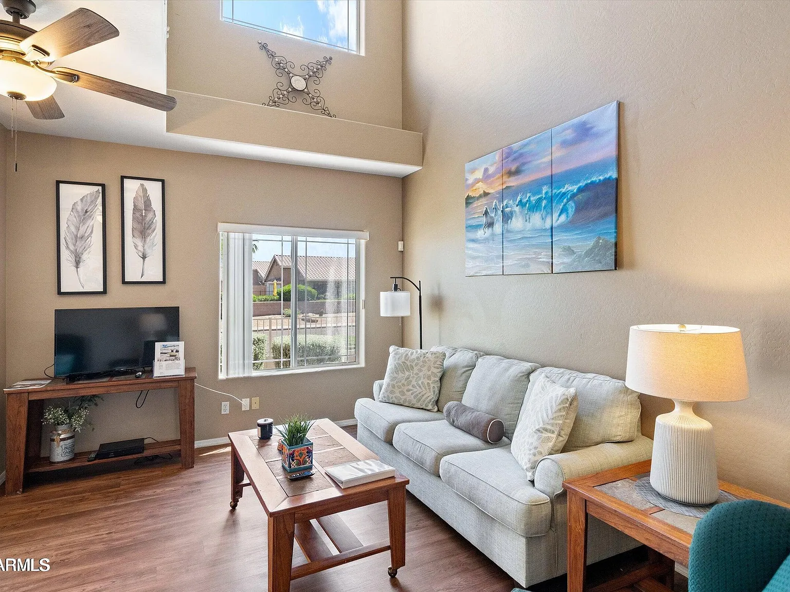 2 bed, 2.5 bath, 1551 sqft, $3,900 — Photo 3