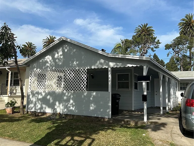 6260 Western Ave — Photo 3