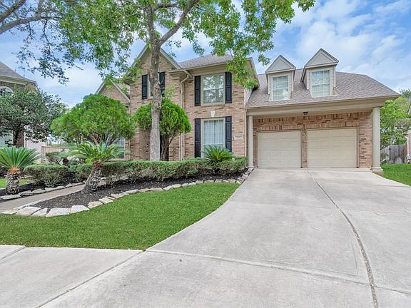 3rd image of 2018 Birnam Glen Dr