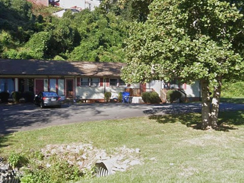 1st image of 609 C St #4