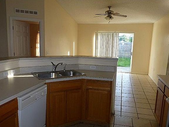 4th image of 1518 Corner Meadow Cir