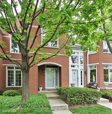 1st image of 5923 N Sauganash Ln