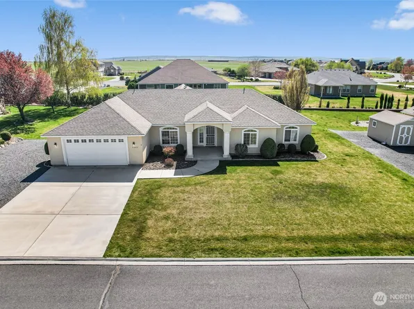 9083 SE Castlewood Drive, Moses Lake, WA 98837