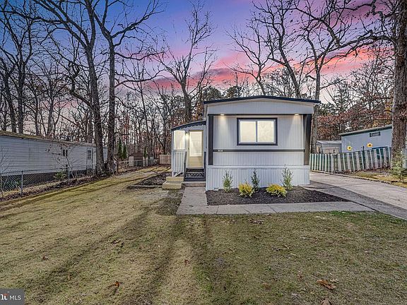 3rd image of 3620 Weymouth Rd