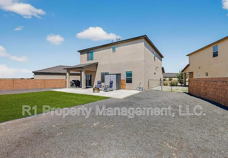 108 Hue St SW — Photo 81