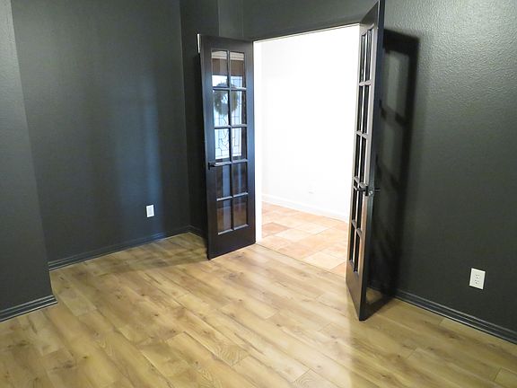 5th image of 137 Conway Castle Dr