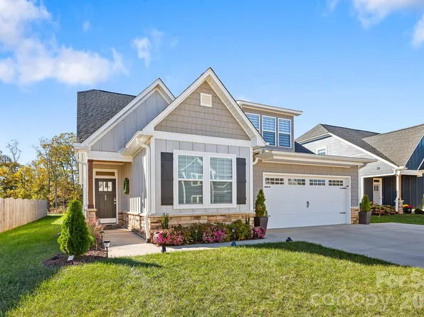 55 N Christie Ct, Fletcher, NC 28732