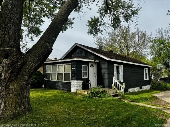 801 Robinwood St, Pontiac, MI 48340