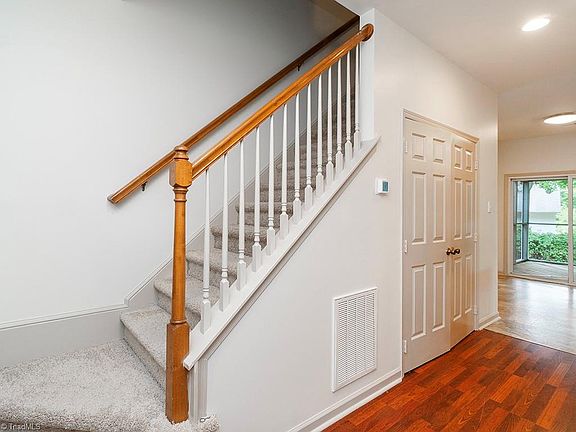4th image of 6202 Millwright Ct