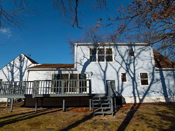 2nd image of 427 Lake Barnegat Dr N #B