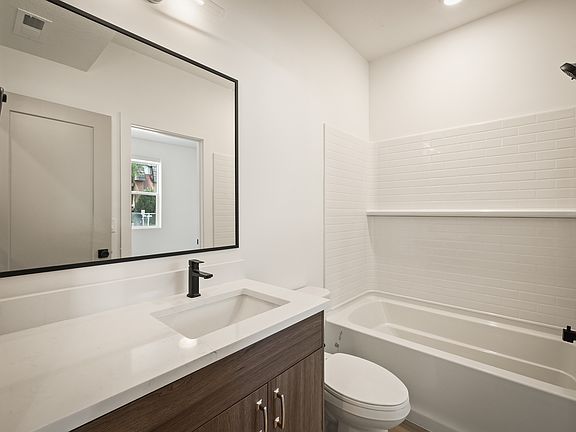 3rd image of 3784 Grape Ivy Ct #105