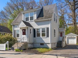 45 Edgemere Rd, West Roxbury, MA 02132