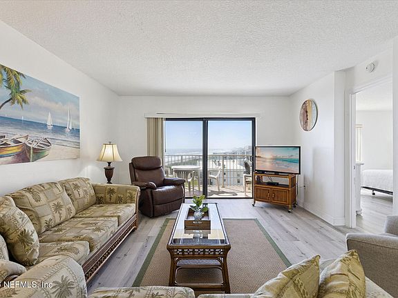 4th image of 7520 RIDGEWOOD Avenue #906