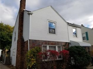 49 Groveland St, Buffalo, NY 14214