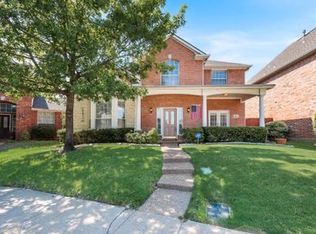 9013 Crown Point Cir, Irving, TX 75063