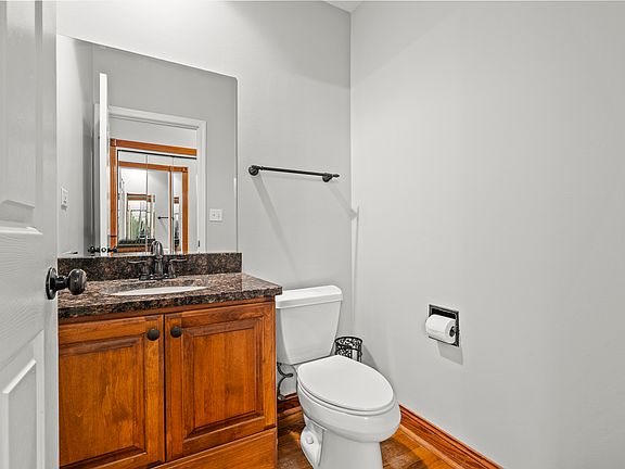 4th image of 1056 White Pine Dr