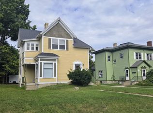529 Lyon St NE, Grand Rapids, MI 49503