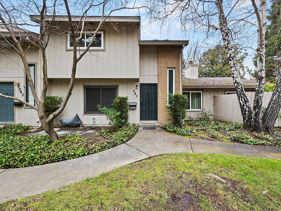 1st image of 585 Leeward Way