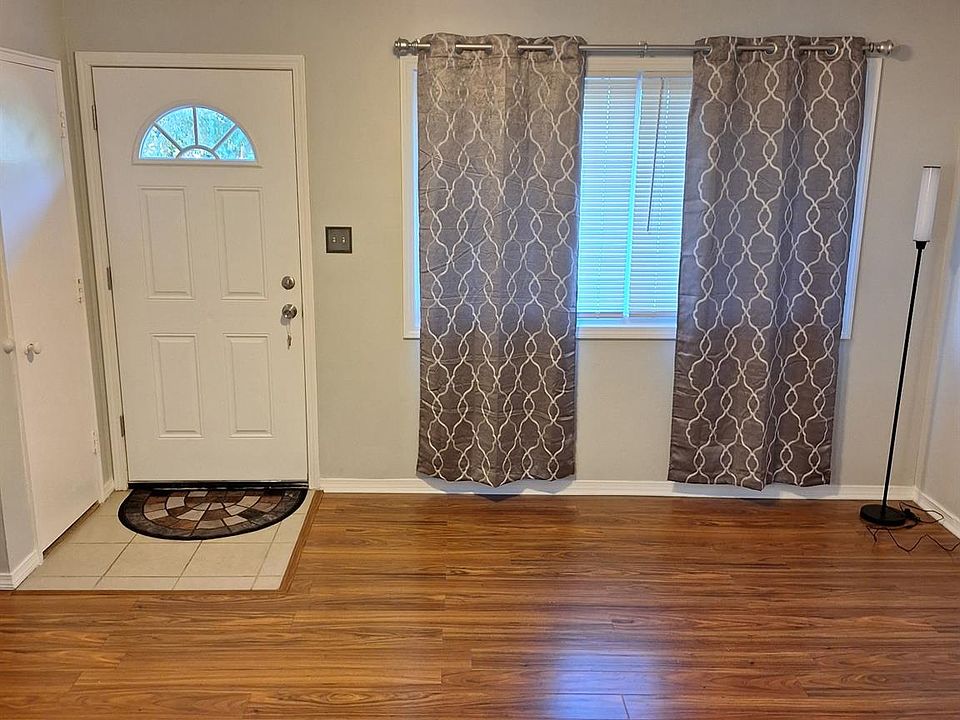 1412 E Woodruff Ave, photo 2