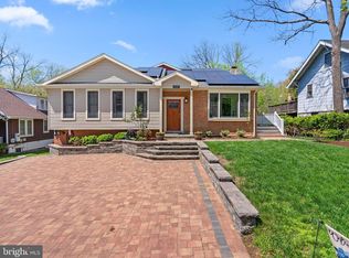 6408 78th St, Cabin John, MD 20818