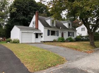 29 Houston Ave, Methuen, MA 01844