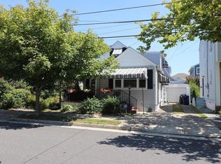 3 N Delavan Ave, Margate, NJ 08402
