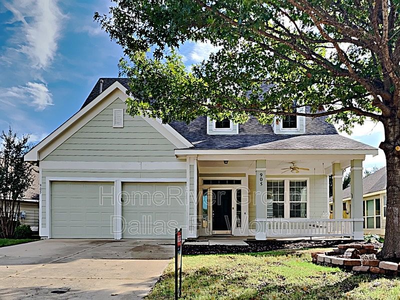 1st image of 905 Whisper Ln