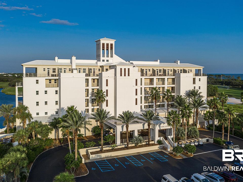 1st image of 815 Plantation Dr Unit 405