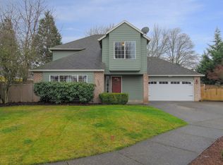 670 NE Valarie Ct, Hillsboro, OR 97124