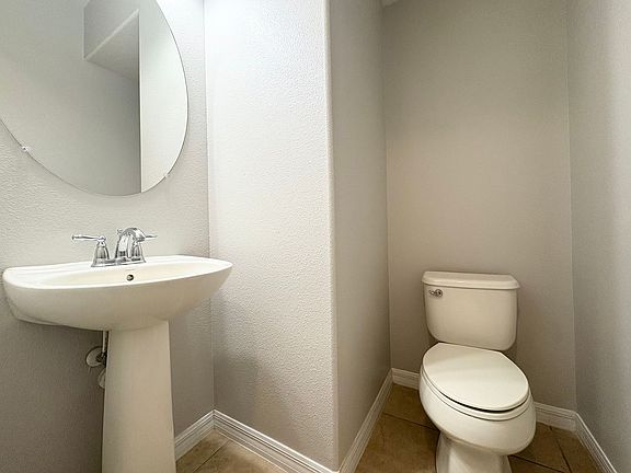 5th image of 9357 Cherry Palm Ln