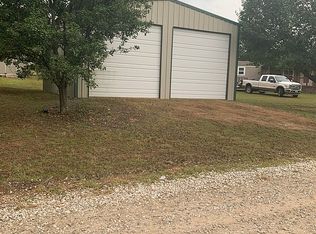 10040 Rr 1, Porum, OK 74455