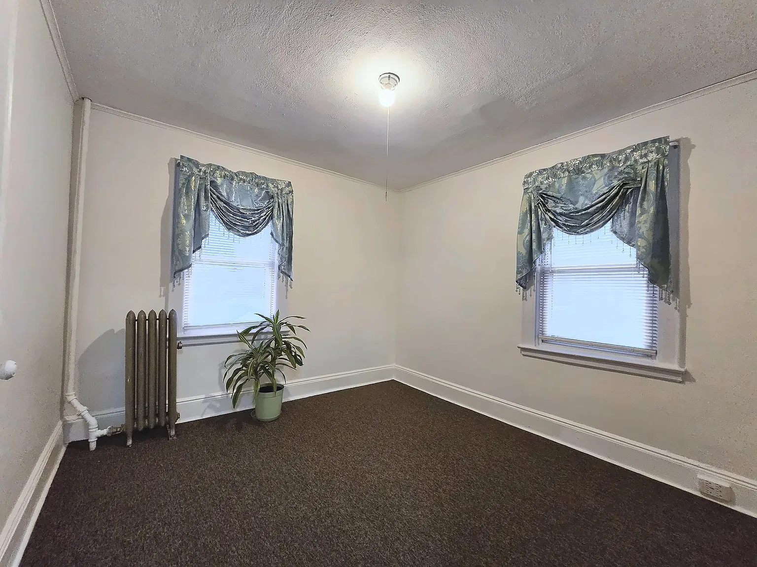 1 bed, $2,200 — Photo 4