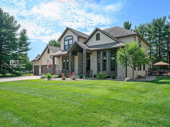 2nd image of 51895 Foxdale Ln