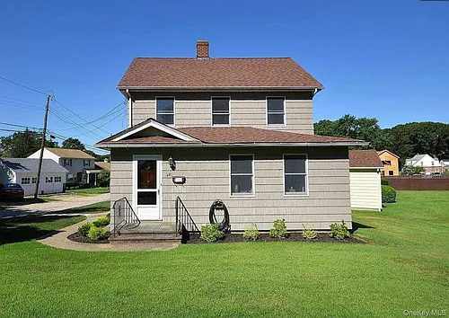 40 Perry Ave Photo 1