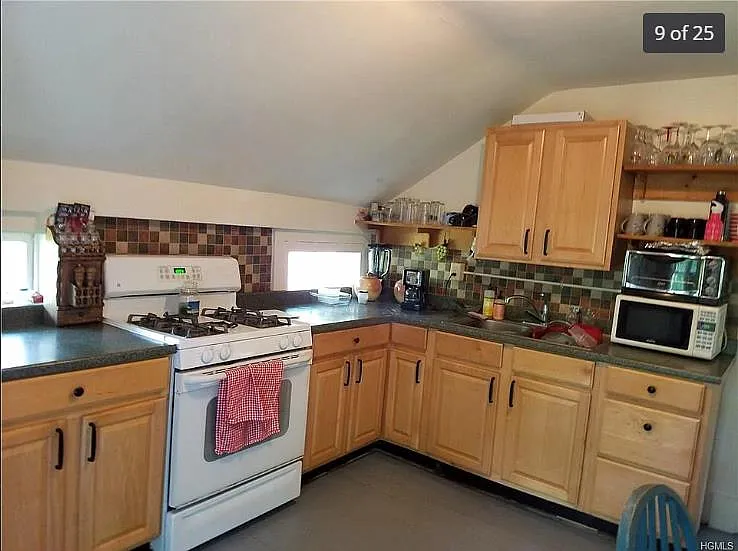 26 Fairview Ave #A1 — Photo 8