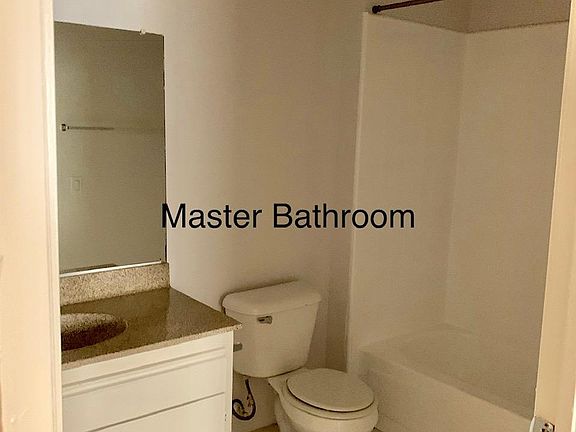 3rd image of 933 N Banning Blvd APT 2