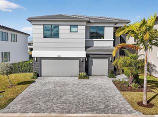 8289 Royal County Down Road, Boca Raton, FL 33434