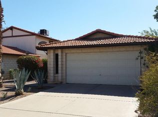 2705 W Brooks St, Chandler, AZ 85224