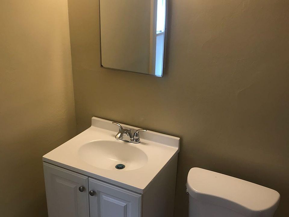 2nd image of 508 Liberty St APT 2