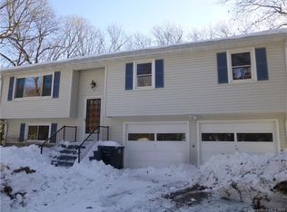 21 Spruce Dr, Prospect, CT 06712