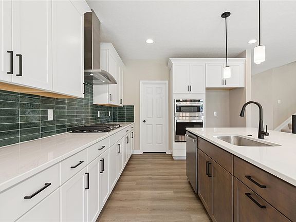 4th image of 240 Tilly Ct #5