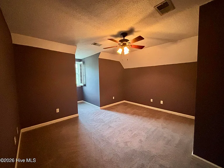 702 Rye Hill Dr — Photo 25