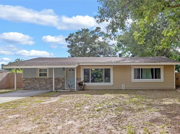 110 Alexandria Ave, Minneola, FL 34715