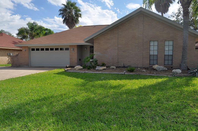 1st image of 2009 Pelican Ave